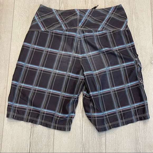 HURLEY Men’s Plaid Swim Trunks - Picture 6 of 8